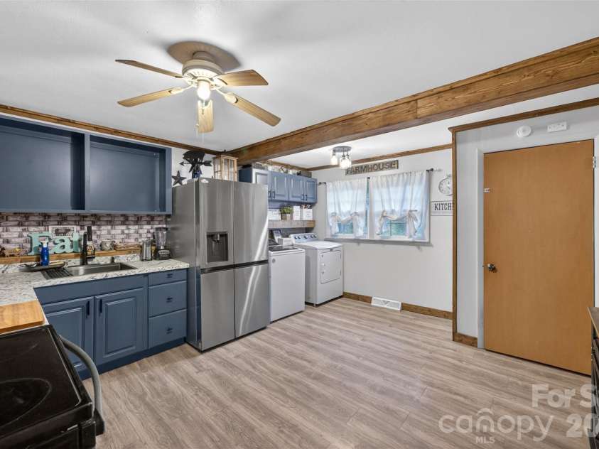 13 Murray Street, Maiden, NC 28650.  MLS# CAR4389050, YatesRealty ID 30594. 