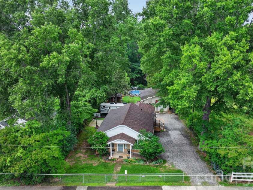 13 Murray Street, Maiden, NC 28650.  MLS# CAR4389050, YatesRealty ID 30594. 