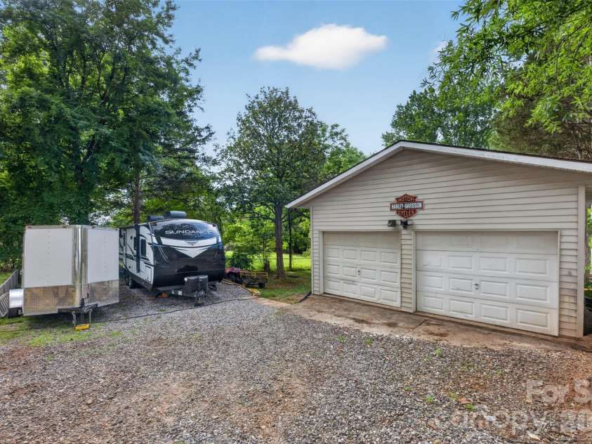 13 Murray Street, Maiden, NC 28650.  MLS# CAR4389050, YatesRealty ID 30594. 