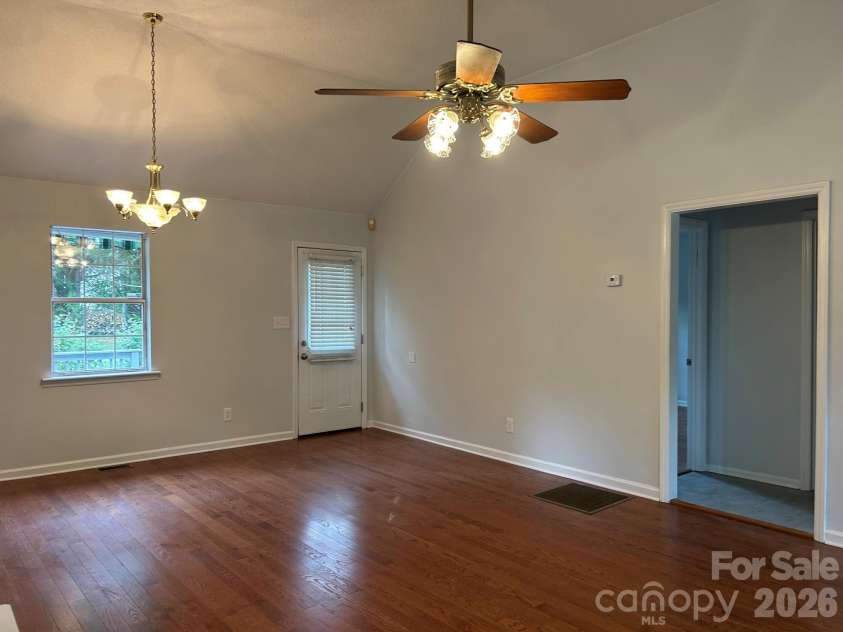 2393 Oxford Circle, Lancaster, SC 29720.  MLS# CAR4357517, YatesRealty ID 30596. 