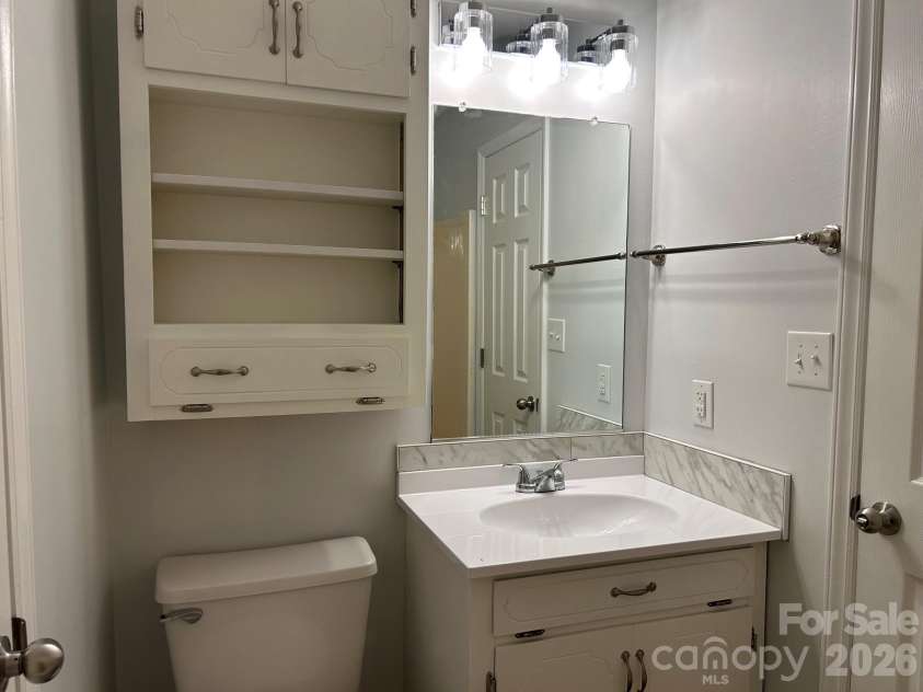 2393 Oxford Circle, Lancaster, SC 29720.  MLS# CAR4357517, YatesRealty ID 30596. 