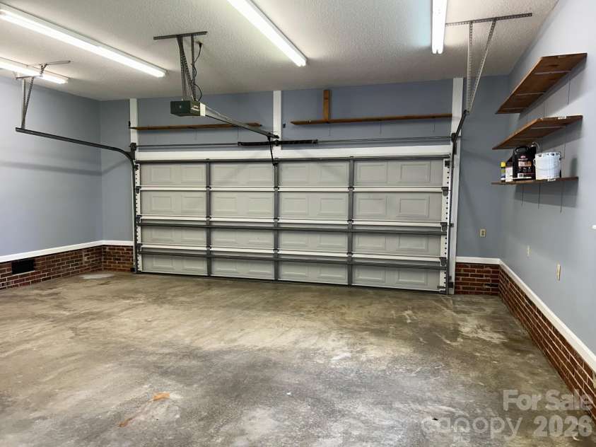 2393 Oxford Circle, Lancaster, SC 29720.  MLS# CAR4357517, YatesRealty ID 30596. 