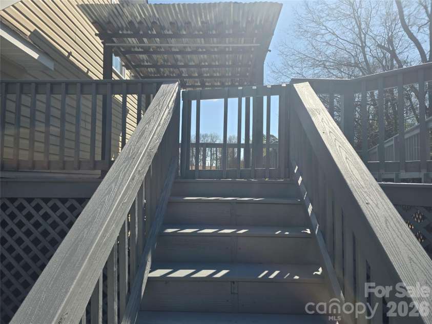2393 Oxford Circle, Lancaster, SC 29720.  MLS# CAR4357517, YatesRealty ID 30596. 