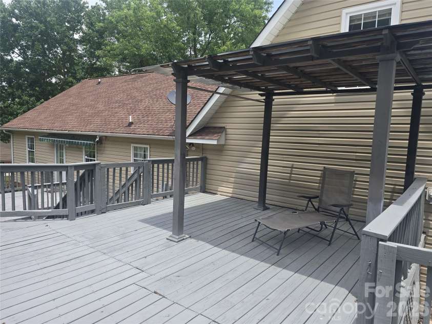 2393 Oxford Circle, Lancaster, SC 29720.  MLS# CAR4357517, YatesRealty ID 30596. 