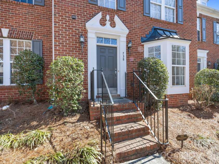 738 Naramore Street, Davidson, NC 28036.  MLS# CAR4350695, YatesRealty ID 30597. 