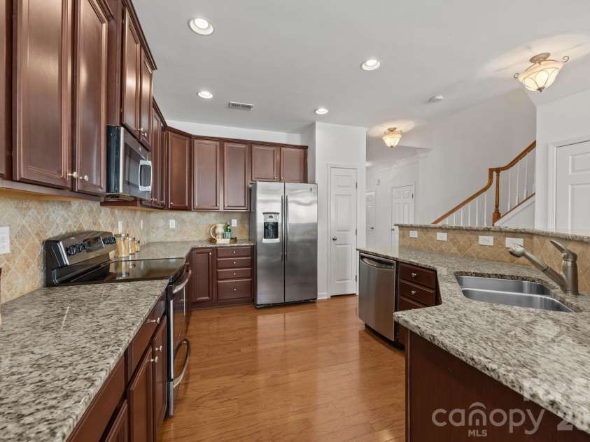 738 Naramore Street, Davidson, NC 28036.  MLS# CAR4350695, YatesRealty ID 30597. 