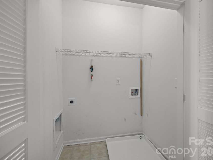 738 Naramore Street, Davidson, NC 28036.  MLS# CAR4350695, YatesRealty ID 30597. 