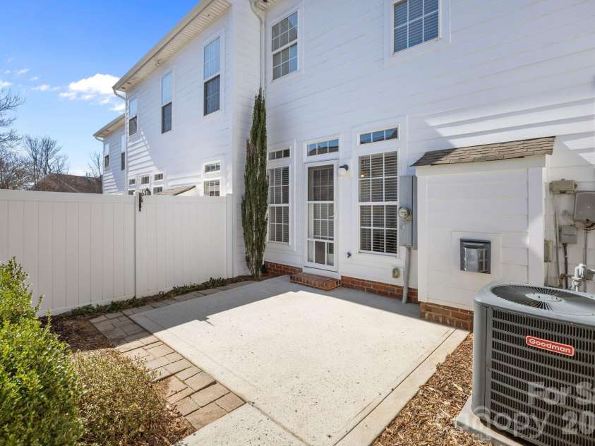 738 Naramore Street, Davidson, NC 28036.  MLS# CAR4350695, YatesRealty ID 30597. 