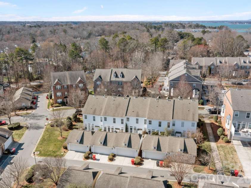 738 Naramore Street, Davidson, NC 28036.  MLS# CAR4350695, YatesRealty ID 30597. 