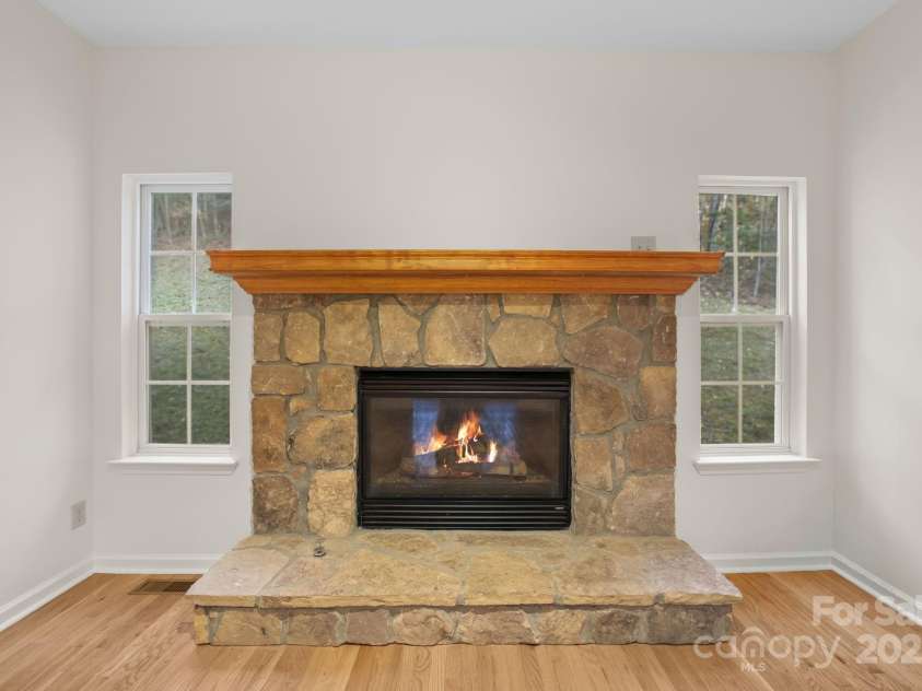 166 Jay Bird Drive, Sylva, NC 28779.  MLS# CAR4289946, YatesRealty ID 30599. 