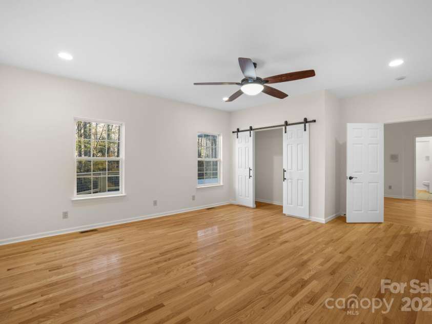 166 Jay Bird Drive, Sylva, NC 28779.  MLS# CAR4289946, YatesRealty ID 30599. 