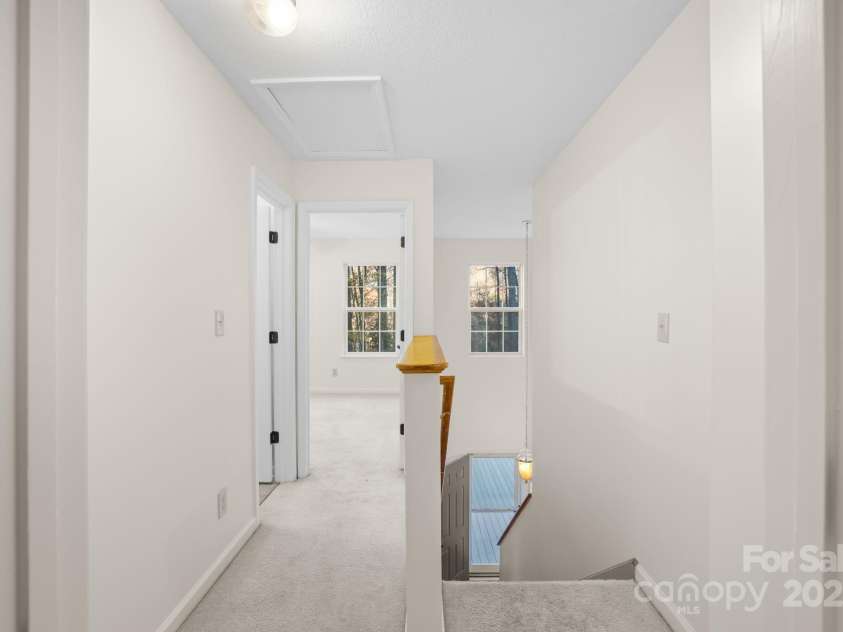 166 Jay Bird Drive, Sylva, NC 28779.  MLS# CAR4289946, YatesRealty ID 30599. 