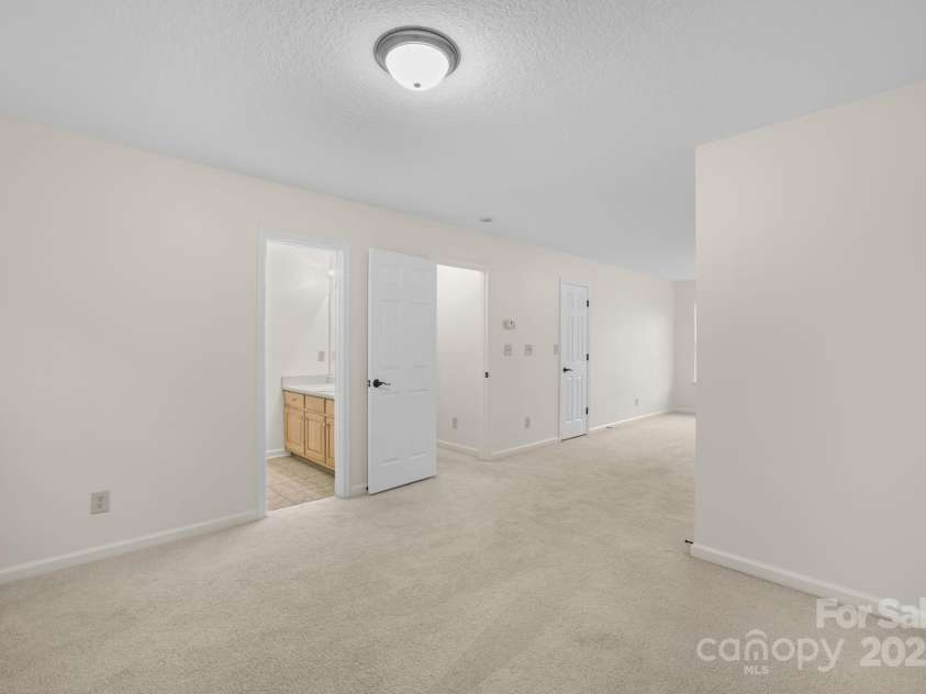 166 Jay Bird Drive, Sylva, NC 28779.  MLS# CAR4289946, YatesRealty ID 30599. 