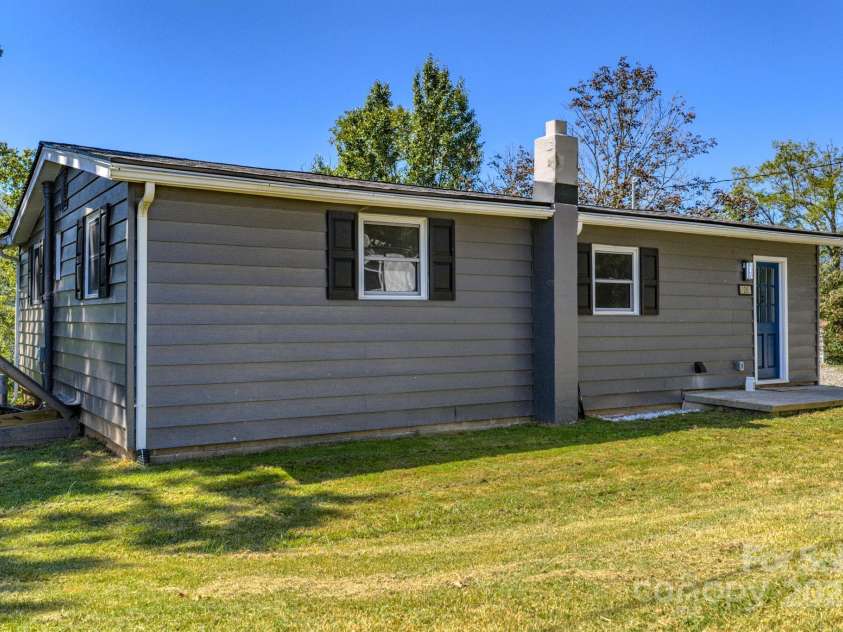 26 Center Street, Candler, NC 28715.  MLS# CAR4297690, YatesRealty ID 306. 