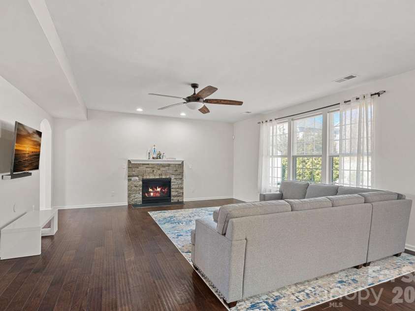 7411 Greene Mill Avenue, Concord, NC 28025.  MLS# CAR4351127, YatesRealty ID 3060. 