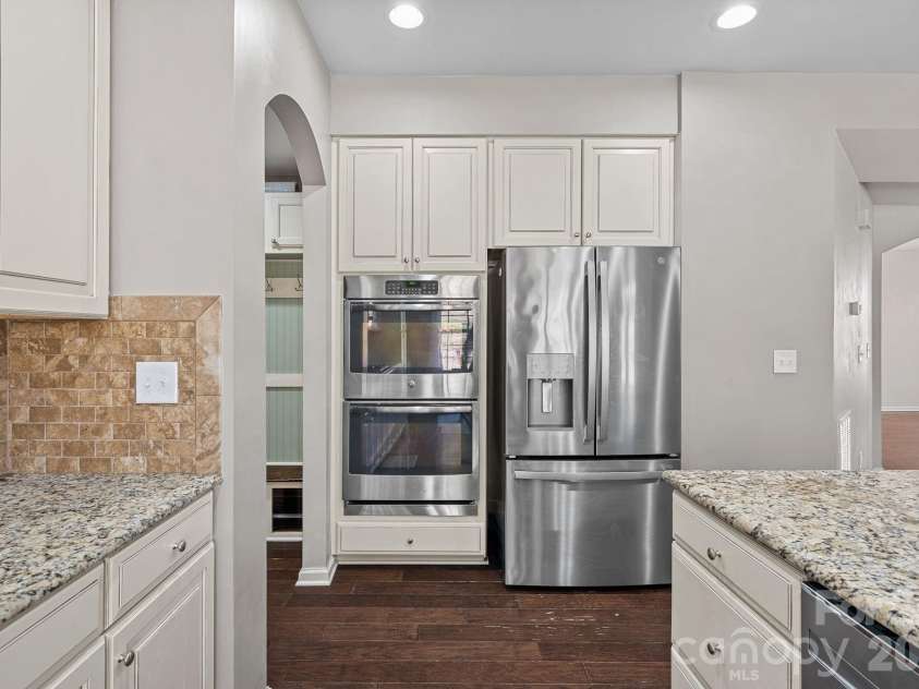 7411 Greene Mill Avenue, Concord, NC 28025.  MLS# CAR4351127, YatesRealty ID 3060. 