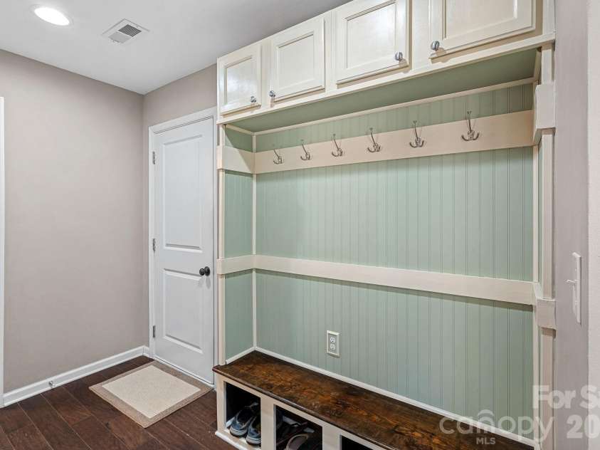 7411 Greene Mill Avenue, Concord, NC 28025.  MLS# CAR4351127, YatesRealty ID 3060. 