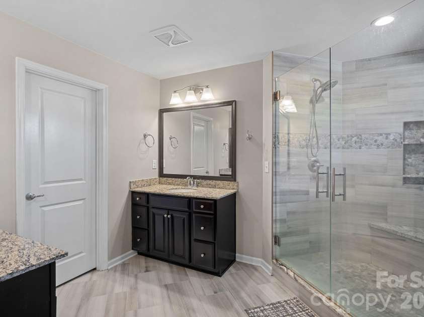 7411 Greene Mill Avenue, Concord, NC 28025.  MLS# CAR4351127, YatesRealty ID 3060. 