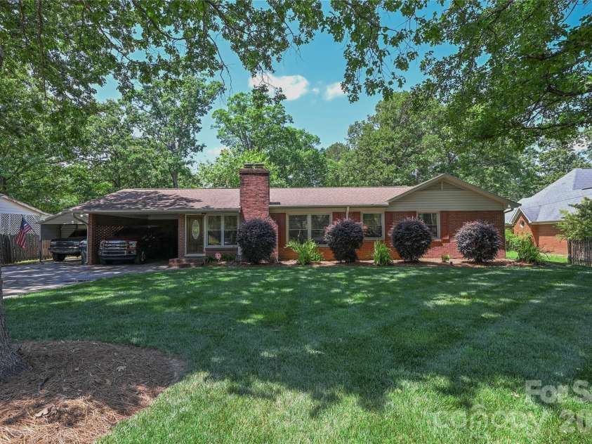 2017 Wilson Avenue, Monroe, NC 28110.  MLS# CAR4374758, YatesRealty ID 30600. 