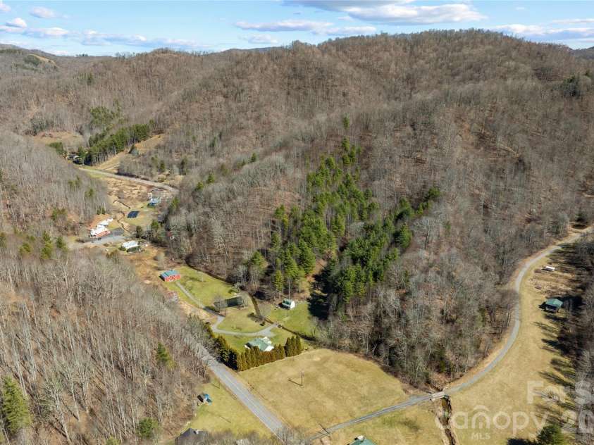12892 US 23 Highway, Mars Hill, NC 28754.  MLS# CAR4390706, YatesRealty ID 30601. 