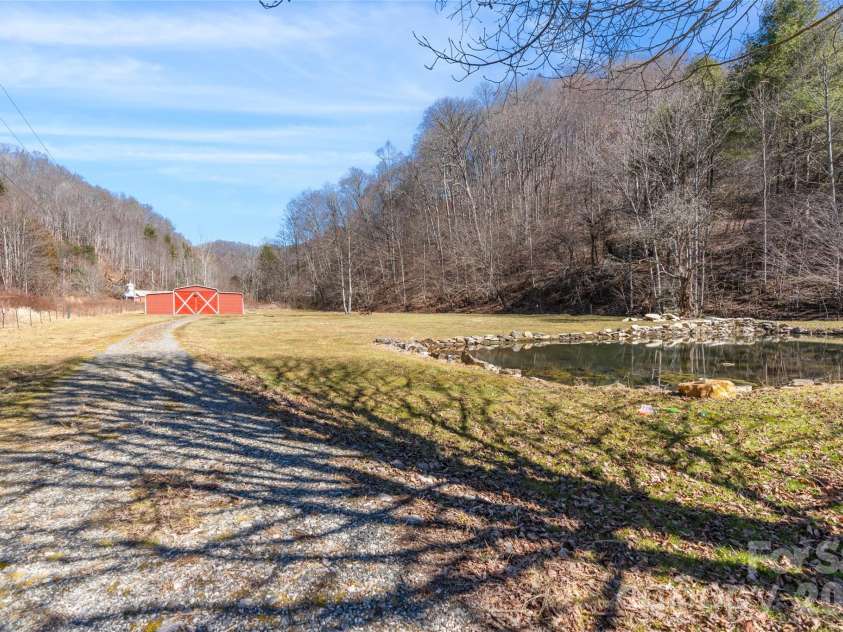 12892 US 23 Highway, Mars Hill, NC 28754.  MLS# CAR4390706, YatesRealty ID 30601. 