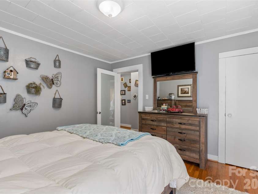 12892 US 23 Highway, Mars Hill, NC 28754.  MLS# CAR4390706, YatesRealty ID 30601. 