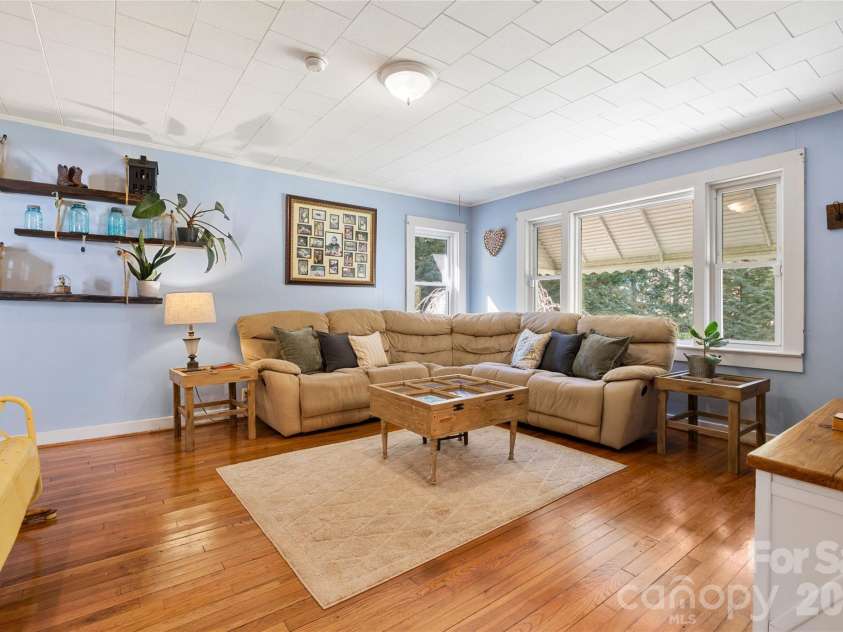 12892 US 23 Highway, Mars Hill, NC 28754.  MLS# CAR4390706, YatesRealty ID 30601. 