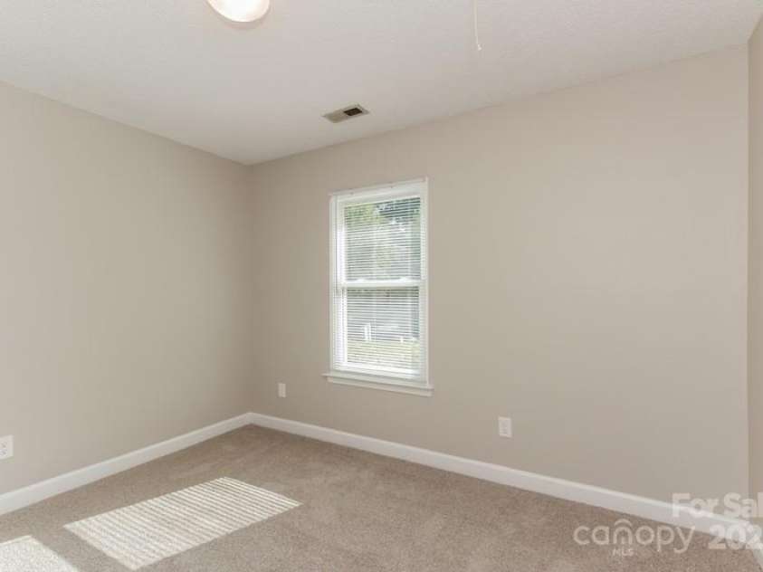 2244 Mancke Drive, Rock Hill, SC 29732.  MLS# CAR4289069, YatesRealty ID 30602. 