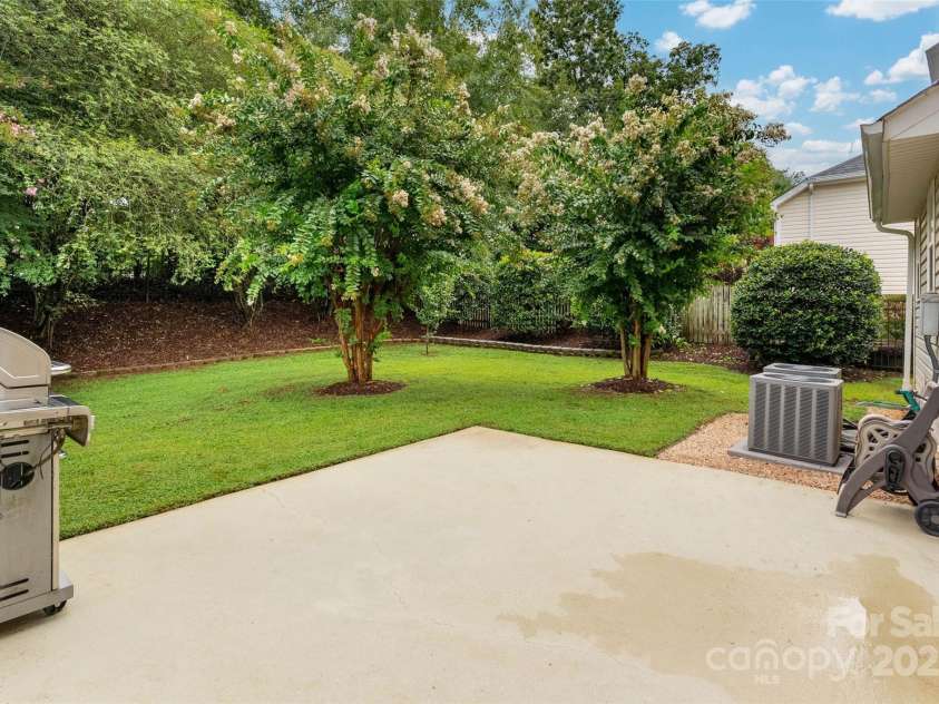 17522 Baldwin Hall Drive, Charlotte, NC 28277.  MLS# CAR4289488, YatesRealty ID 30603. 