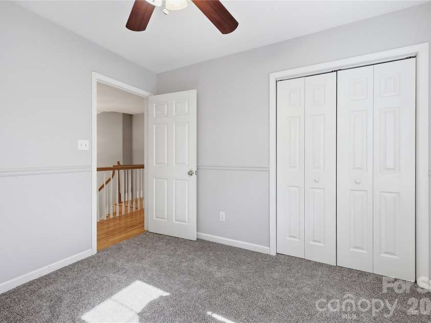 275 Ferguson Drive, Asheville, NC 28806.  MLS# CAR4379726, YatesRealty ID 30603. 