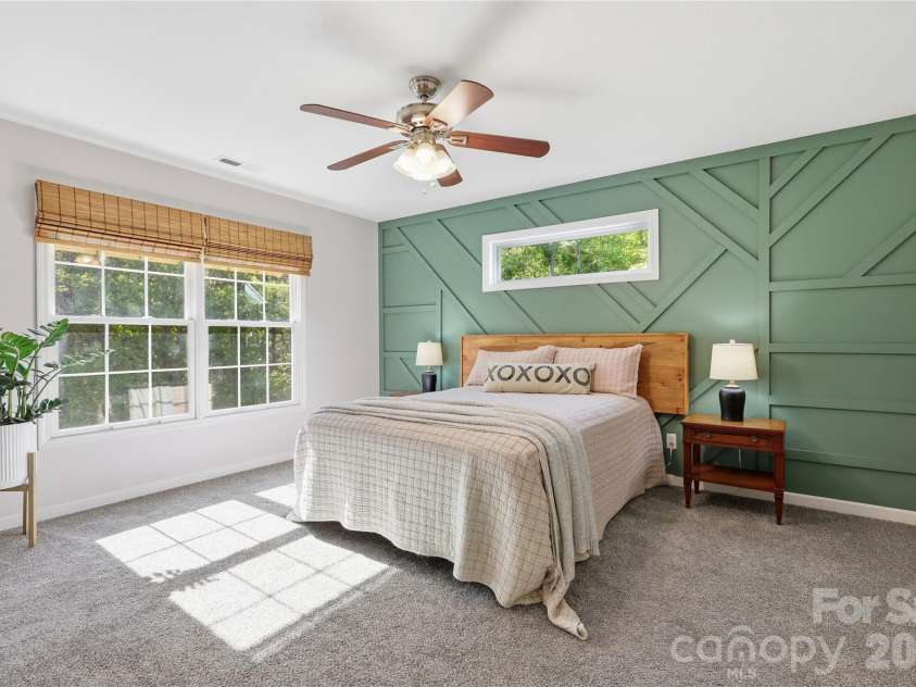 275 Ferguson Drive, Asheville, NC 28806.  MLS# CAR4379726, YatesRealty ID 30603. 