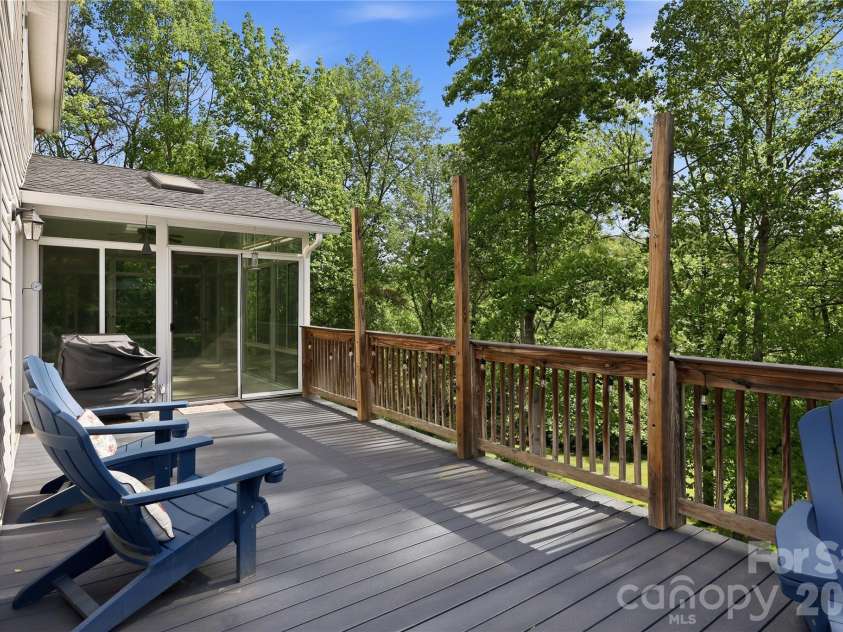 275 Ferguson Drive, Asheville, NC 28806.  MLS# CAR4379726, YatesRealty ID 30603. 