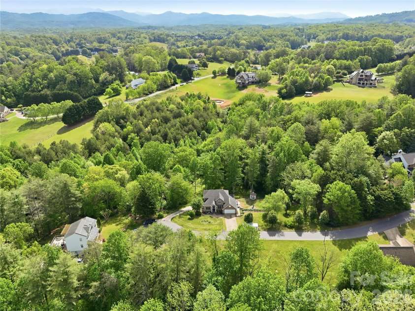 275 Ferguson Drive, Asheville, NC 28806.  MLS# CAR4379726, YatesRealty ID 30603. 