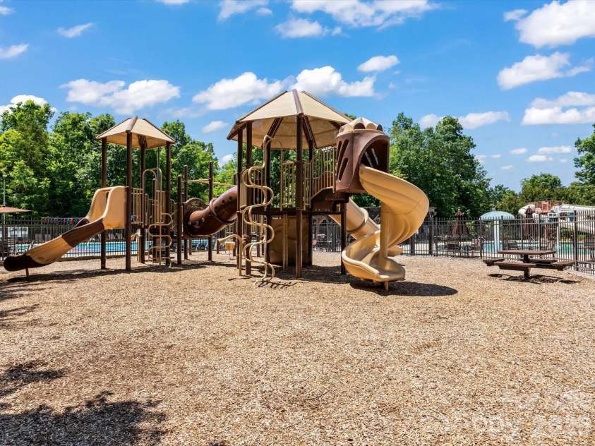 1413 Screech Owl Road, Waxhaw, NC 28173.  MLS# CAR4381347, YatesRealty ID 30604. Large playground