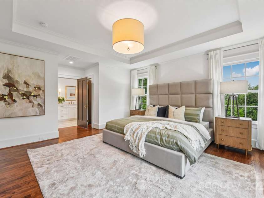 1638 Hertford Road, Charlotte, NC 28207.  MLS# CAR4280556, YatesRealty ID 30604. 