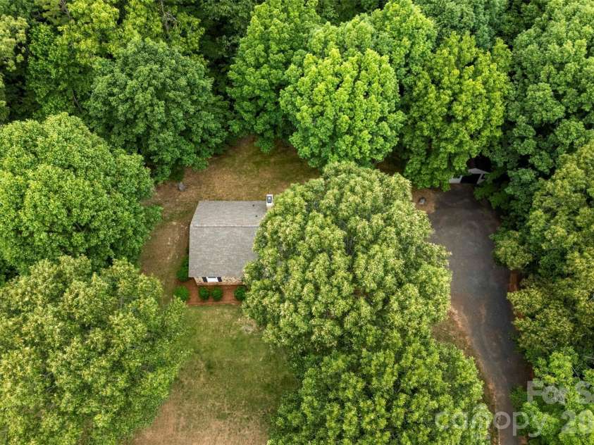 36183 Davis Drive, Albemarle, NC 28001.  MLS# CAR4391780, YatesRealty ID 30605. 