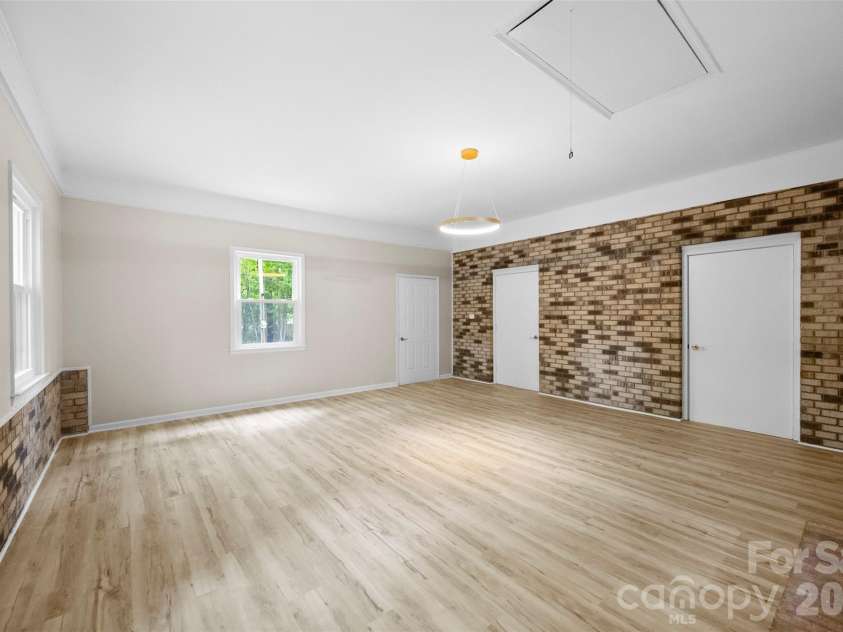 36183 Davis Drive, Albemarle, NC 28001.  MLS# CAR4391780, YatesRealty ID 30605. Bonus Room