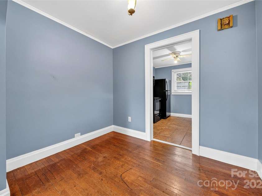 662 Carpenter Avenue, Mooresville, NC 28115.  MLS# CAR4286895, YatesRealty ID 30605. Dining Room nook