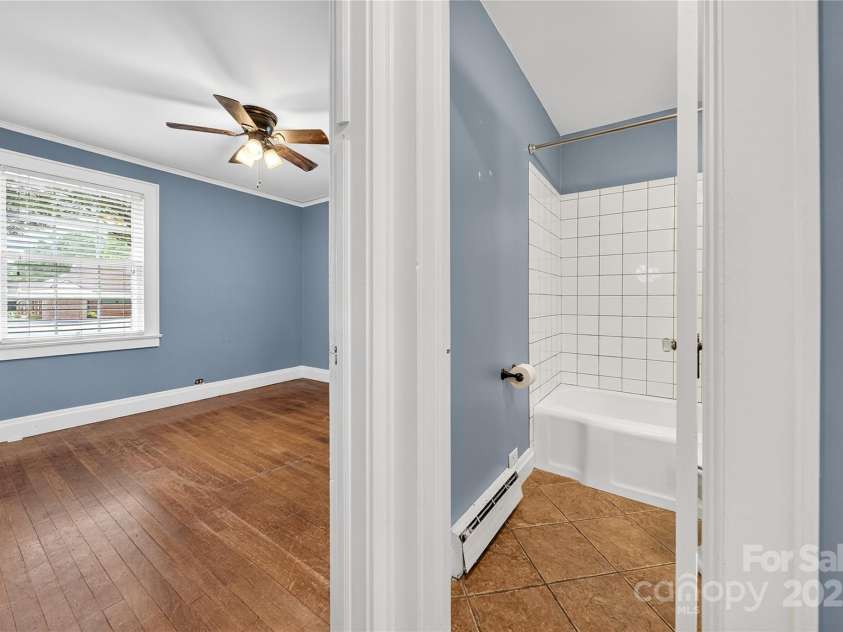 662 Carpenter Avenue, Mooresville, NC 28115.  MLS# CAR4286895, YatesRealty ID 30605. View into back Bedroom and adjacent Bathroom