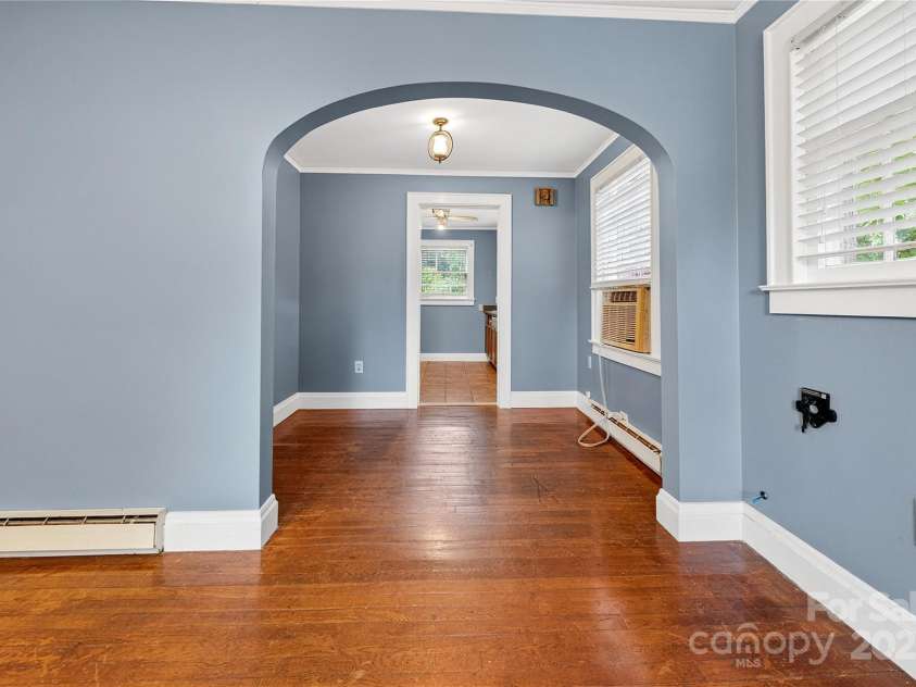662 Carpenter Avenue, Mooresville, NC 28115.  MLS# CAR4286895, YatesRealty ID 30605. View into Dining Room and through to Kitchen