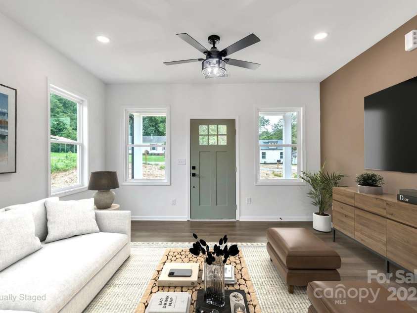 104 Highfield Court, Shelby, NC 28150.  MLS# CAR4288435, YatesRealty ID 30606. 