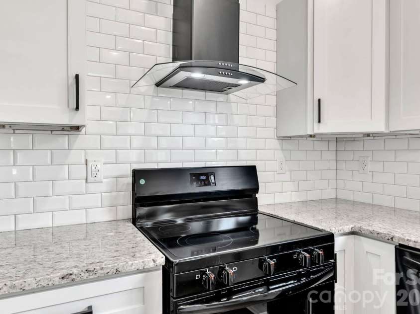 104 Highfield Court, Shelby, NC 28150.  MLS# CAR4334736, YatesRealty ID 30606. 