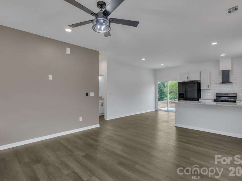 104 Highfield Court, Shelby, NC 28150.  MLS# CAR4334736, YatesRealty ID 30606. 