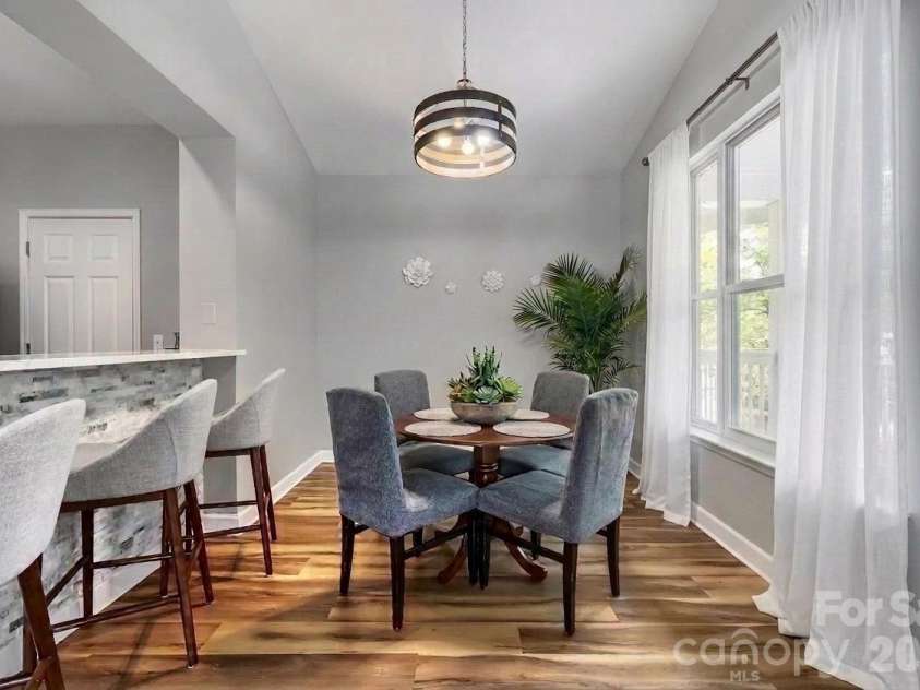 706 Northeast Drive, Davidson, NC 28036.  MLS# CAR4385734, YatesRealty ID 30606. Dining Room