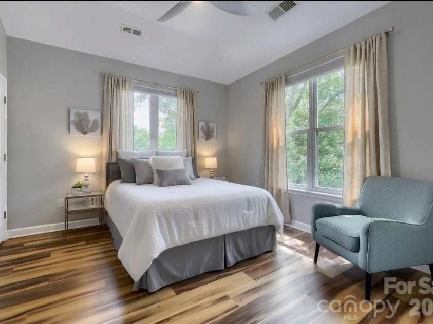 706 Northeast Drive, Davidson, NC 28036.  MLS# CAR4385734, YatesRealty ID 30606. Primary Bedroom