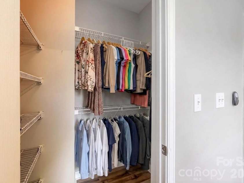 706 Northeast Drive, Davidson, NC 28036.  MLS# CAR4385734, YatesRealty ID 30606. Primary Closet