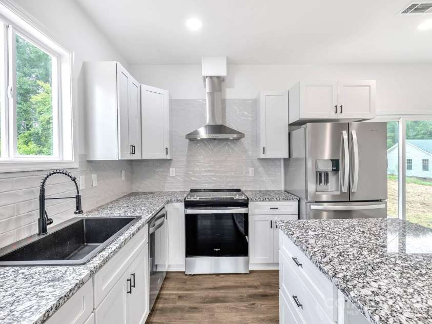 105 Highfield Court, Shelby, NC 28150.  MLS# CAR4288854, YatesRealty ID 30607. 