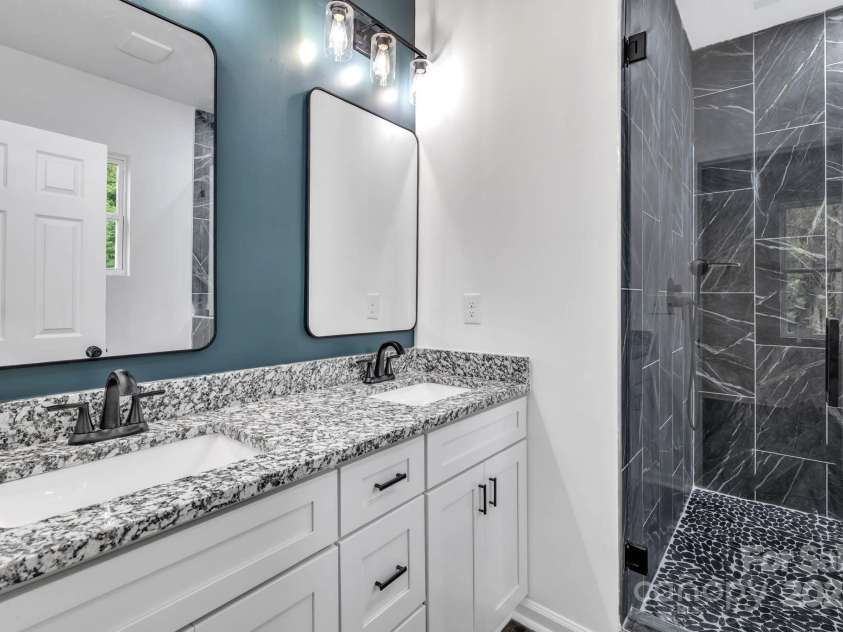 105 Highfield Court, Shelby, NC 28150.  MLS# CAR4288854, YatesRealty ID 30607. 