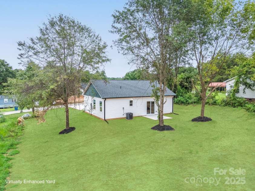 105 Highfield Court, Shelby, NC 28150.  MLS# CAR4288854, YatesRealty ID 30607. 