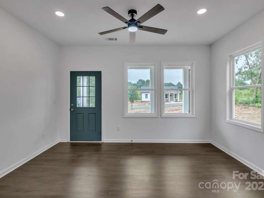 105 Highfield Court, Shelby, NC 28150.  MLS# CAR4288854, YatesRealty ID 30607. 